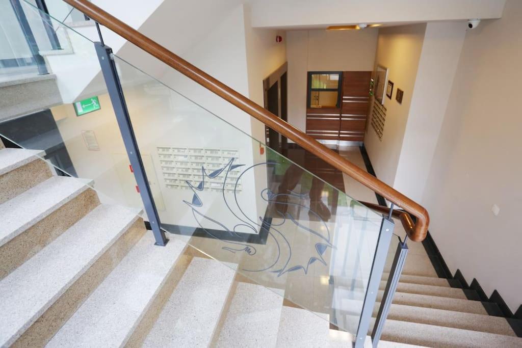 Ekskluzywny Apartament W Centrum Z Balkonem I Parkingiem คราคูฟ ภายนอก รูปภาพ